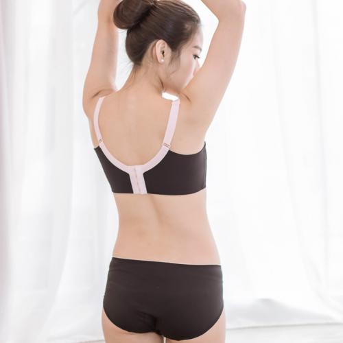 Full coverage, all-inclusive high-performance, reinforced shoulder seams for additional breast protection. Sizes: 34C - 44G cups.