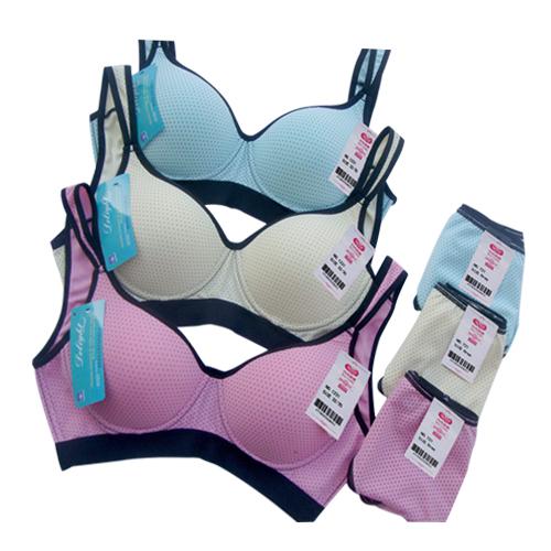 Dot pattern unlined breathable and comfortable underwear with 2 row fasteners. 3-piece set.