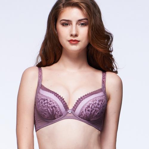 Ultra-comfortable deep-adjustable back-supporting underwear