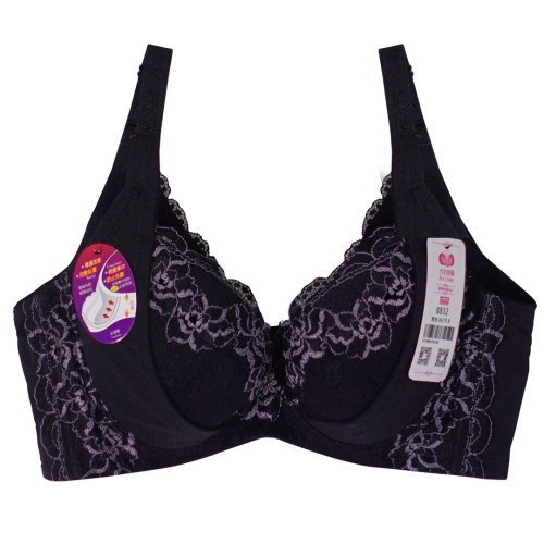 The gardenia flower rendezvous - the crescent-shaped groove encases the underwear