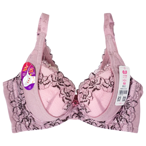 The gardenia flower rendezvous - the crescent-shaped groove encases the underwear