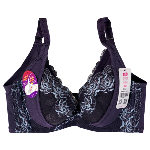 The gardenia flower rendezvous - the crescent-shaped groove encases the underwear