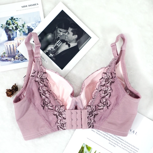 The gardenia flower rendezvous - the crescent-shaped groove encases the underwear