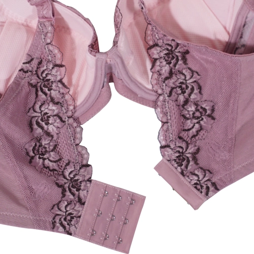 The gardenia flower rendezvous - the crescent-shaped groove encases the underwear