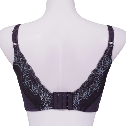 The gardenia flower rendezvous - the crescent-shaped groove encases the underwear