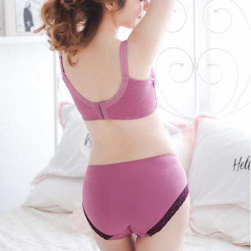 Classical and elegant Titoxyo underwire bra 