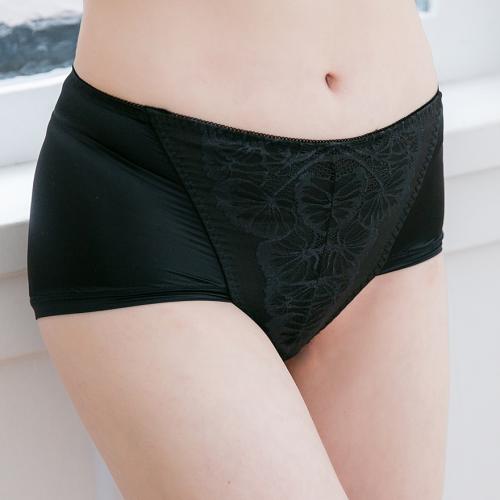 Comfortable, pressure free, and steel rimless underwear with matching underwear