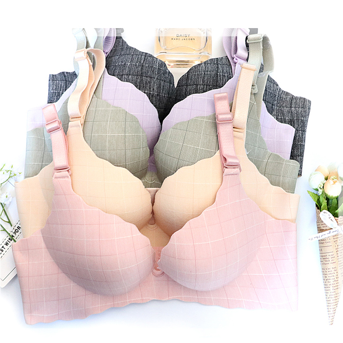 一片式包舒適無鋼圈格子內衣