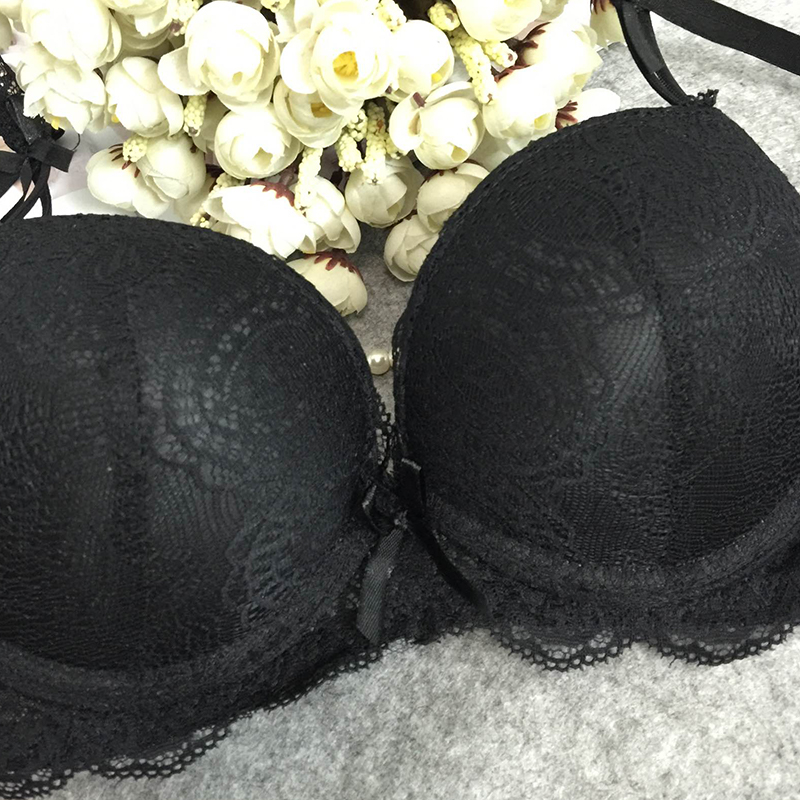 美爆肩帶美胸集中無鋼圈內衣