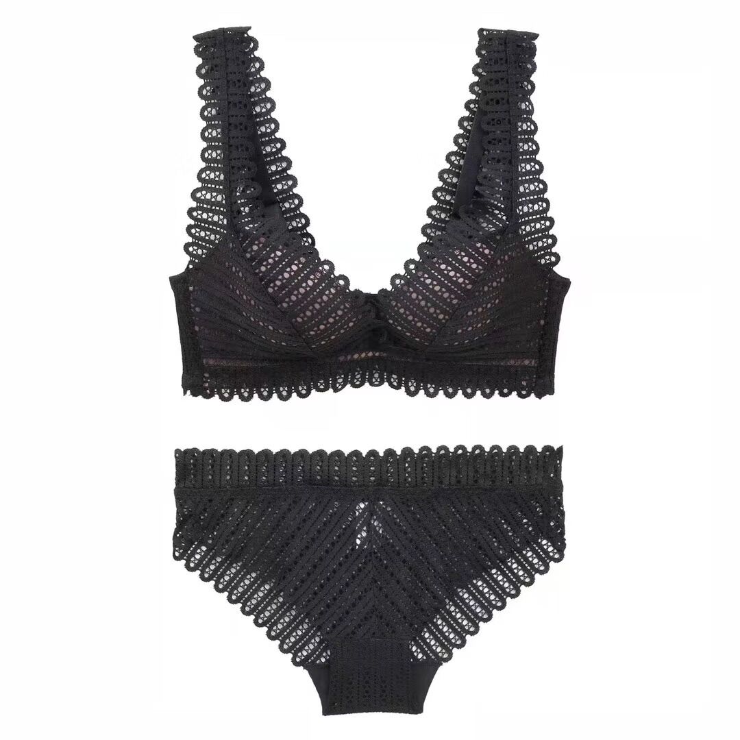 唯美性感鏤空蕾絲深V薄杯無鋼圈寬肩帶內衣 -加送褲仔