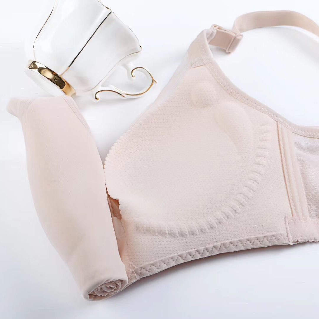 大胸顯小，全罩杯聚攏上托側收無痕內衣