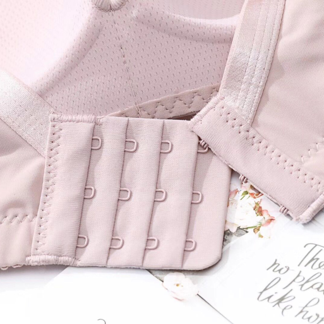 大胸顯小，全罩杯聚攏上托側收無痕內衣