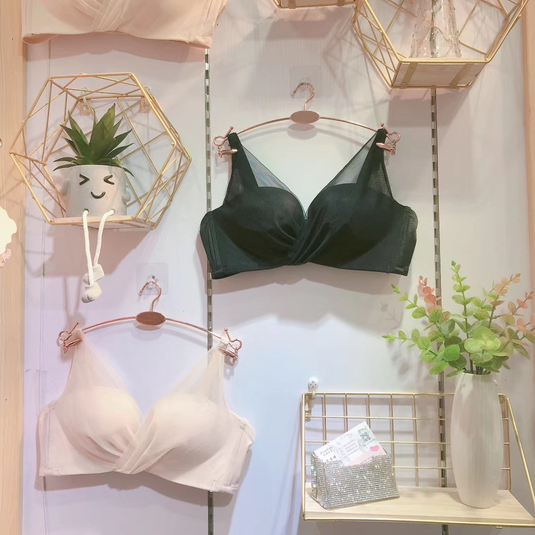 誘人網紗交叉修飾小胸聚攏舒適透氣內衣