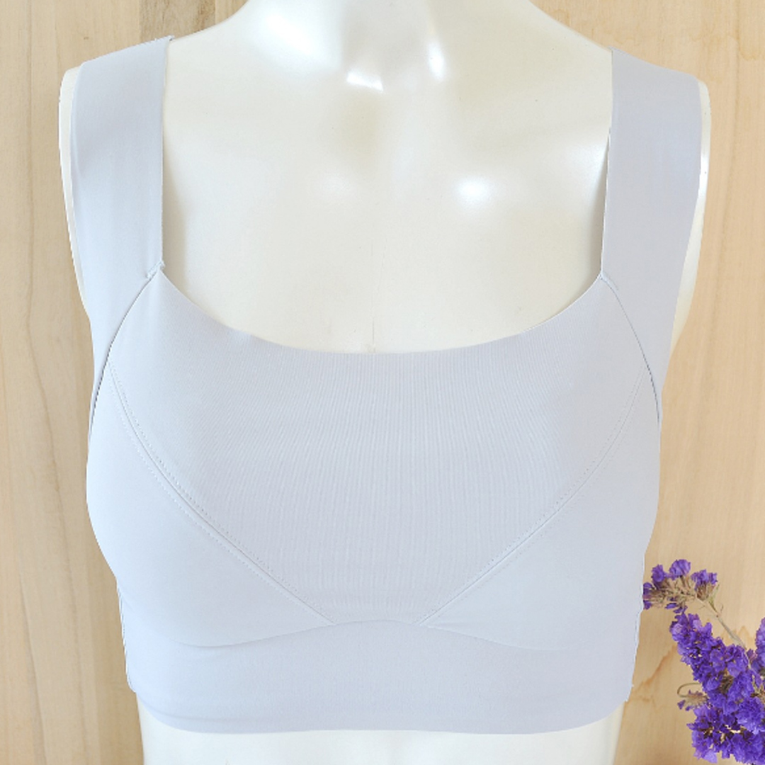 獨立剪裁無痕面料棉杯里無鋼圈内衣背心