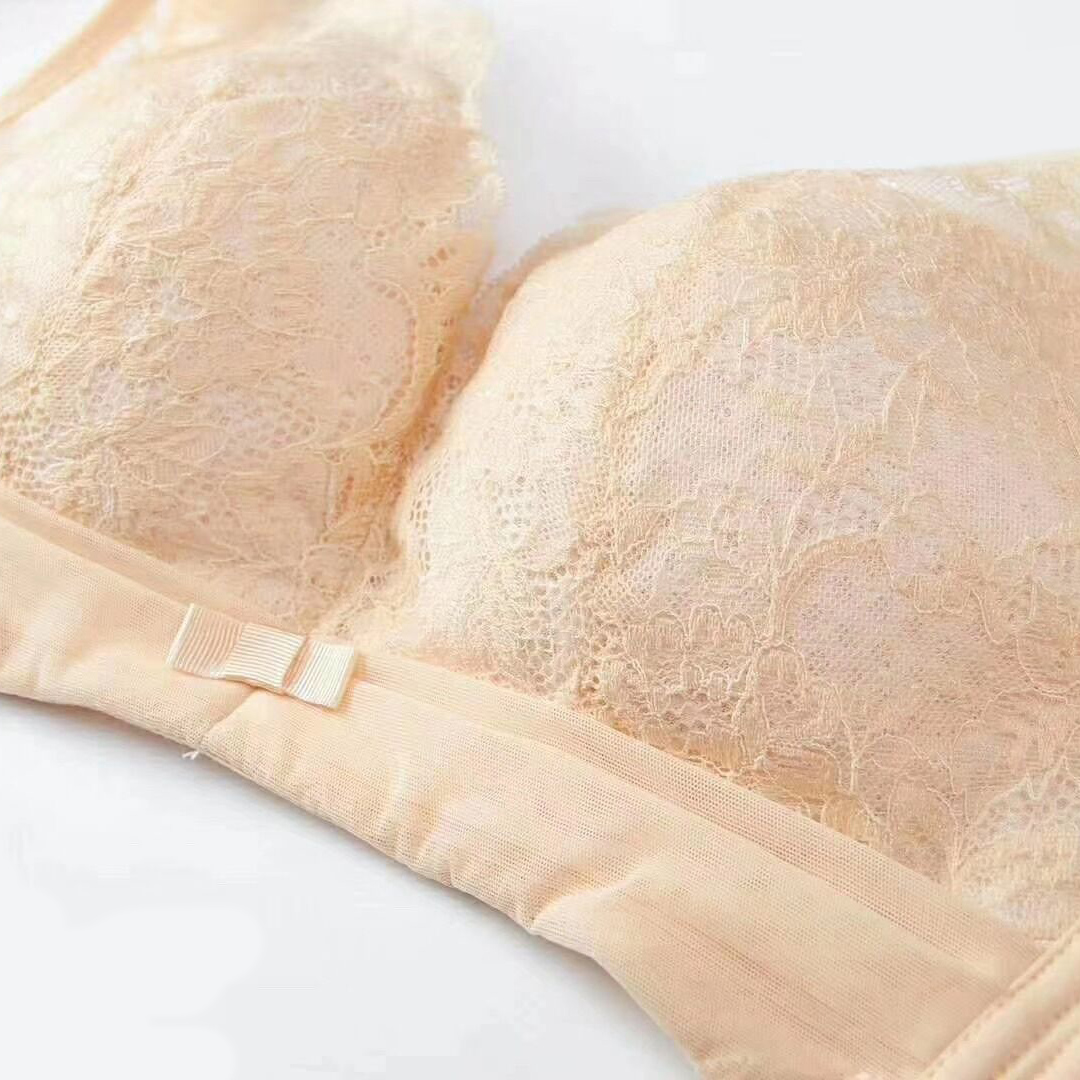 超薄舒適透氣孔大胸顯小性感蕾絲聚攏無痕內衣