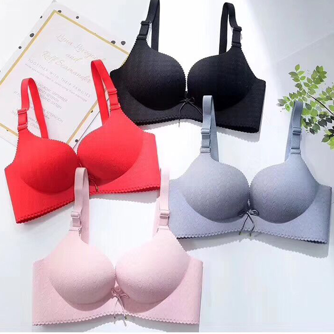 一片式3D立體無痕聚攏上托舒適零束縛嬰肌棉透氣無鋼圈內衣