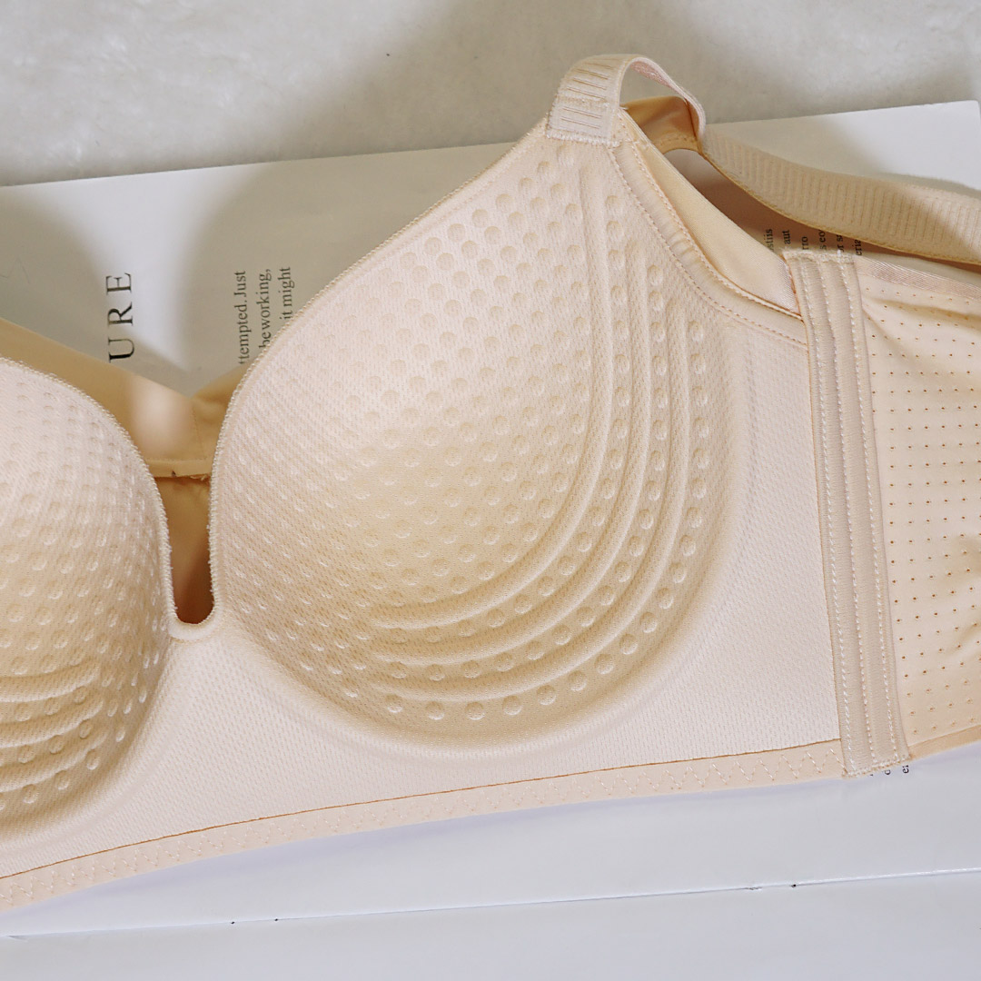 薄款大CD杯舒適無痕防走光防下垂調整型無磁内衣