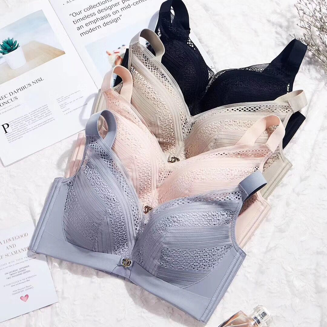 大容量D杯，大胸顯小蜂巢裡料加高側收無鋼圈調整型內衣
