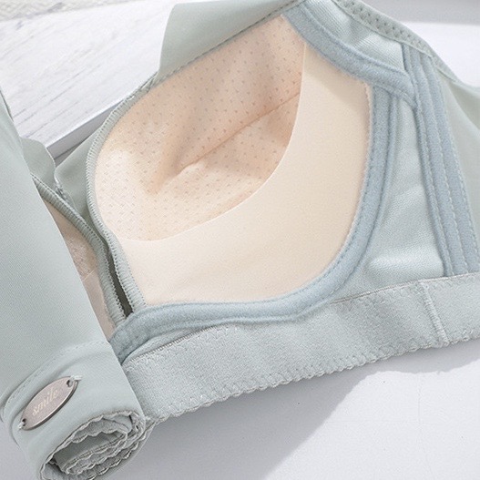 光面舒適無痕無鋼圈集中上托內衣-軟透氣杯