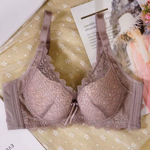 Sleek and seamless bra without steel underwire