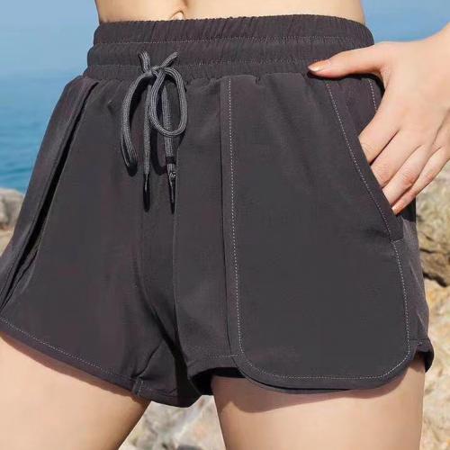 輕鬆短運動褲-連內膽防走光