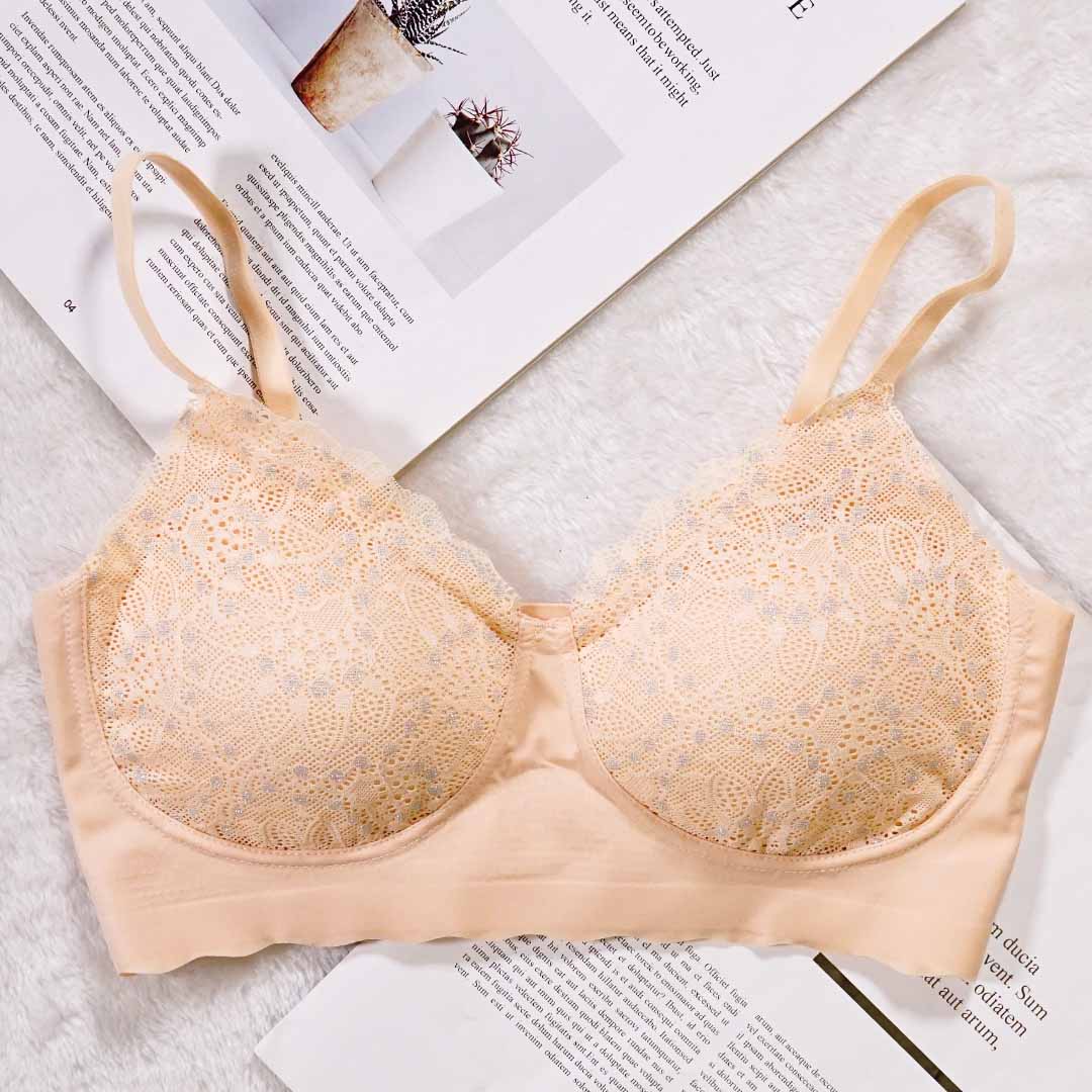 Relax Bra 晶瑩蕾絲吊帶無鋼圈睡眠休閒內衣