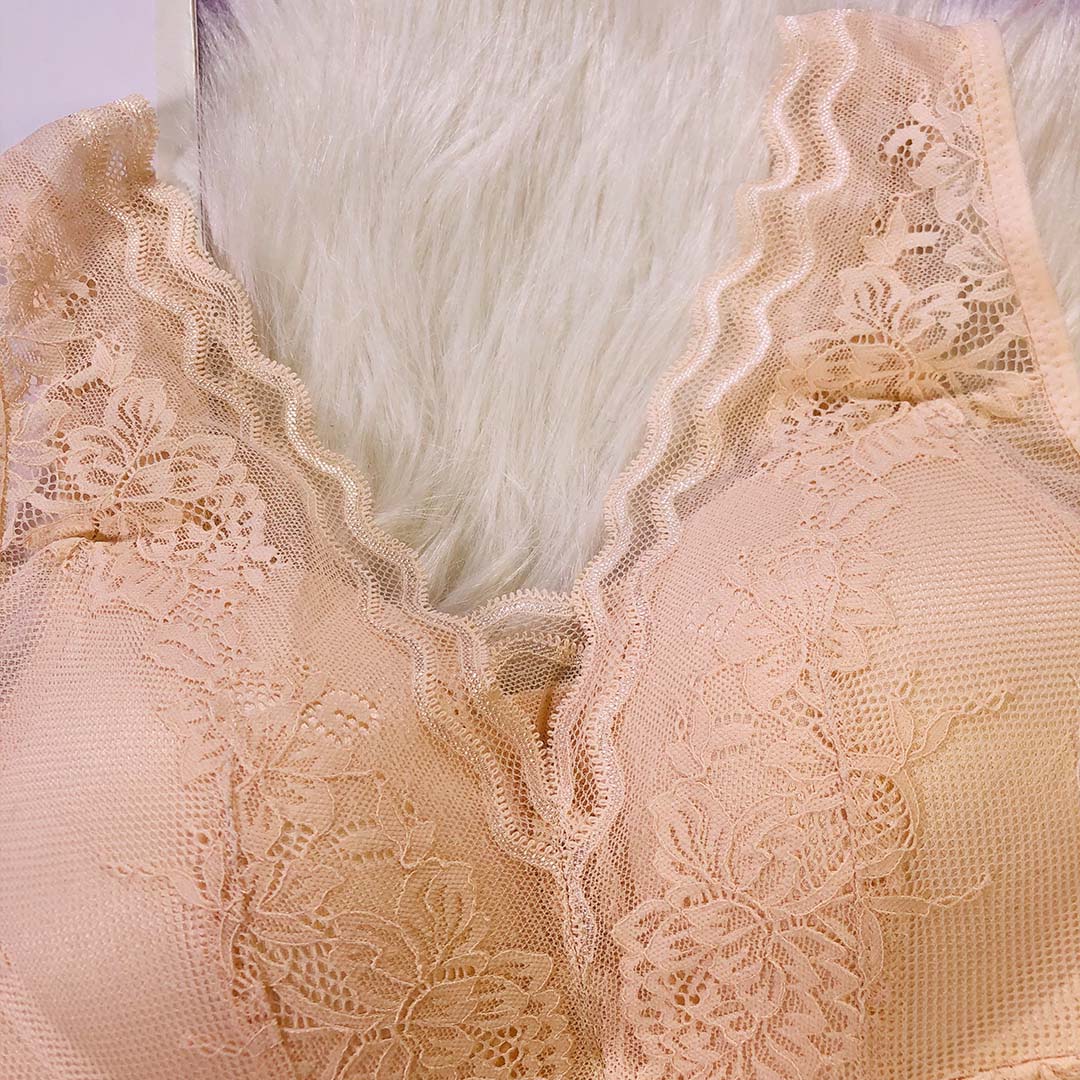 舒適超薄全罩杯大碼深V蕾絲無鋼圈內衣