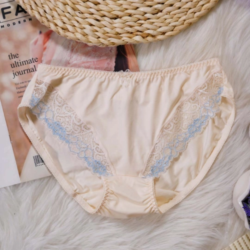 大罩杯大尺碼女孩調整型內衣配套內褲