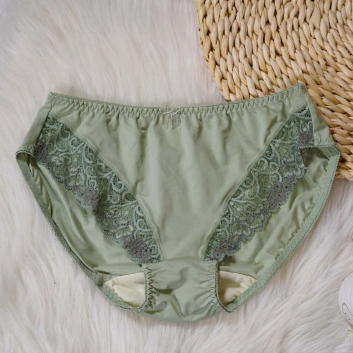 大罩杯大尺碼女孩調整型內衣配套內褲