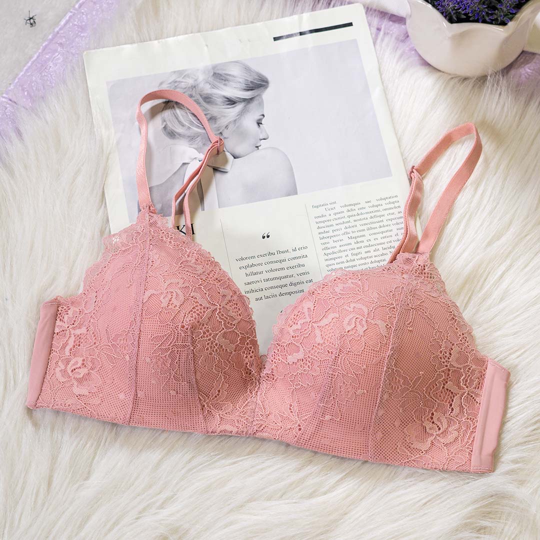 日系甜美可愛聚攏蕾絲無鋼圈內衣