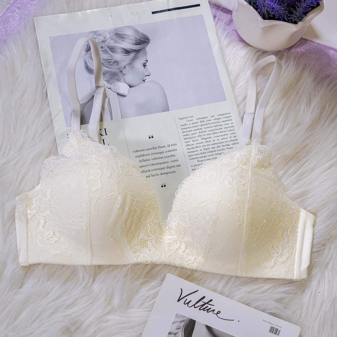 日系甜美可愛聚攏蕾絲無鋼圈內衣