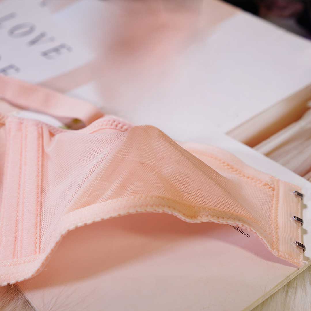 修副專享光滑面無痕*軟鋼圈*調整型內衣