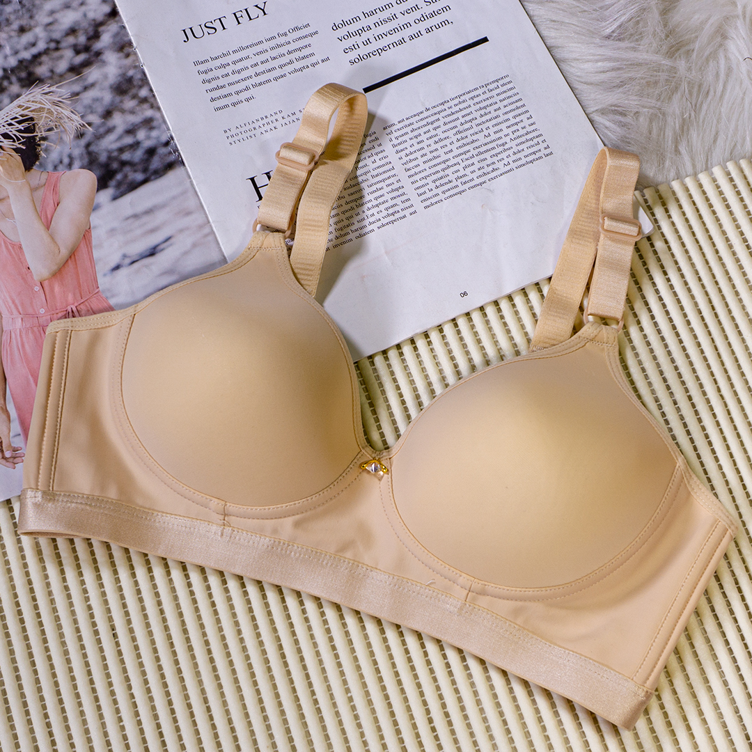 360度立體呵護舒適無鋼圈超薄聚攏杯型内衣