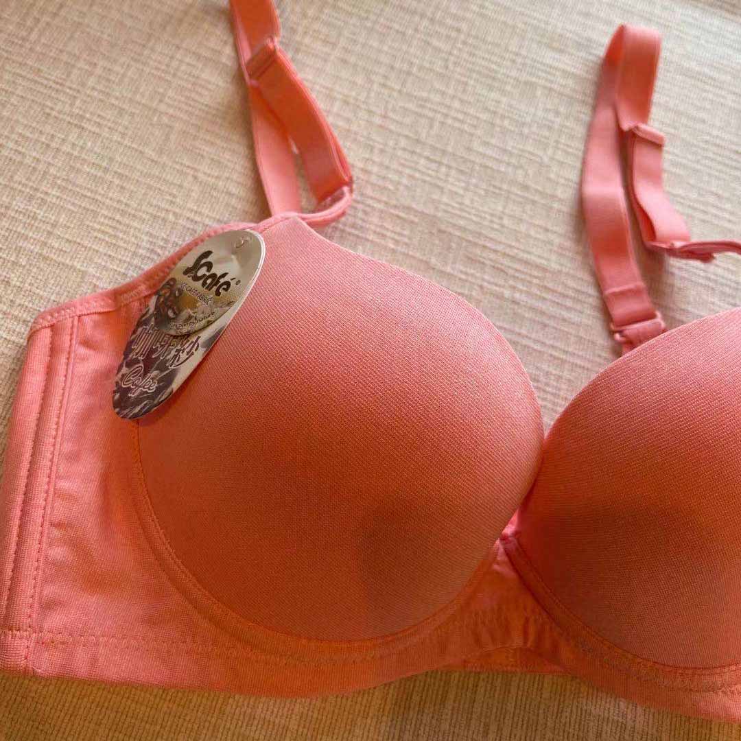 素面咖啡紗吸濕排汗無痕 T－Shirt Bra