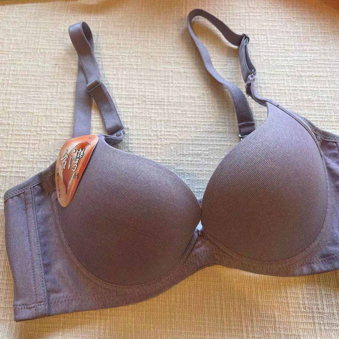 素面咖啡紗吸濕排汗無痕 T－Shirt Bra