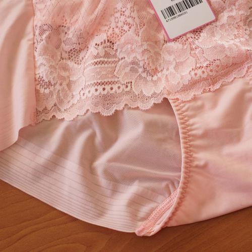 Romantic Angel Deep V Without Steel Bar Underwire Shaping Bra for Breast Adjustment with Matching Bottom