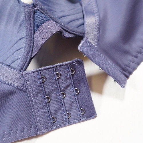 罩杯內氣流清爽軟鋼圈調整型T恤BRA