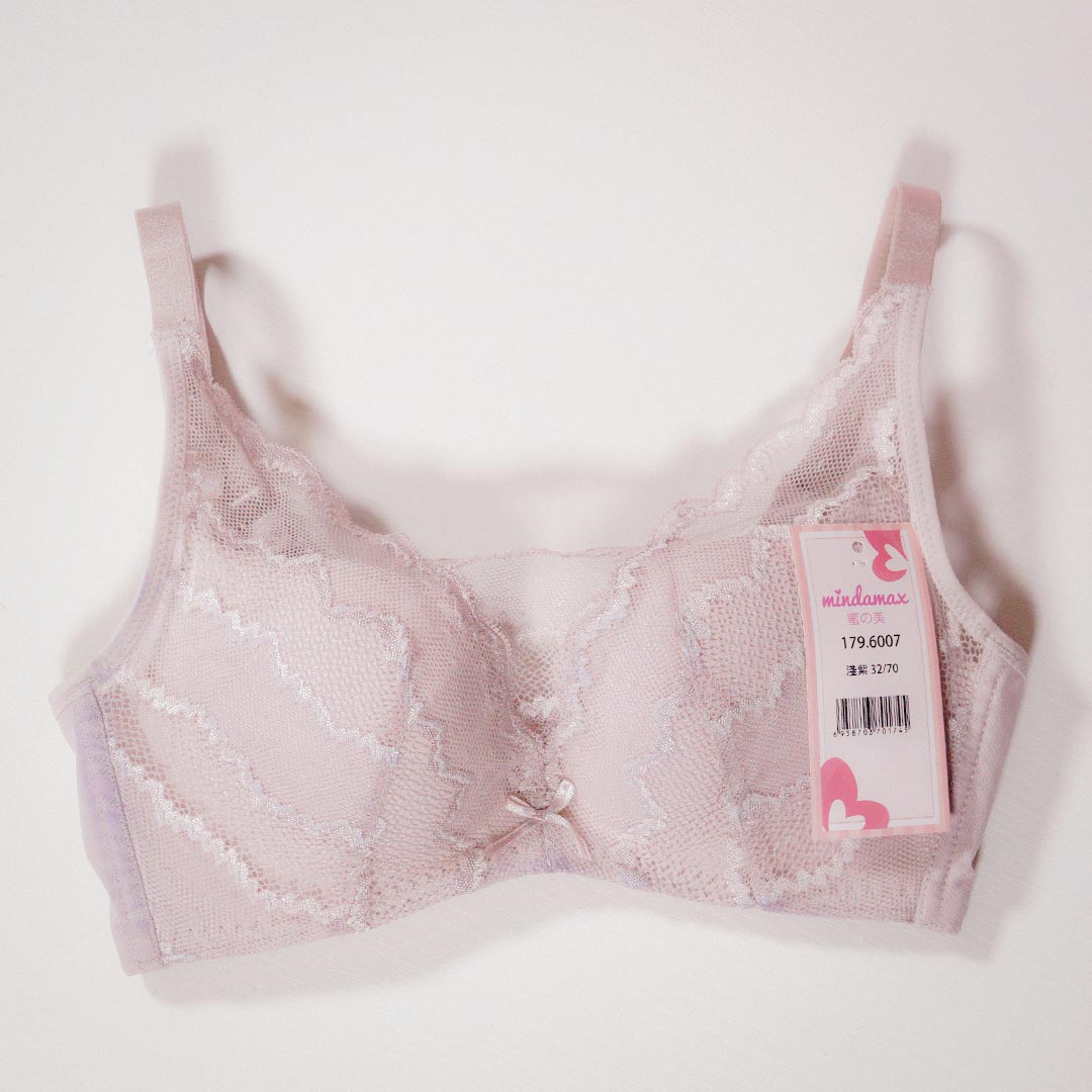 24小時立體呵護，舒適無鋼圈云柔軟心杯內衣