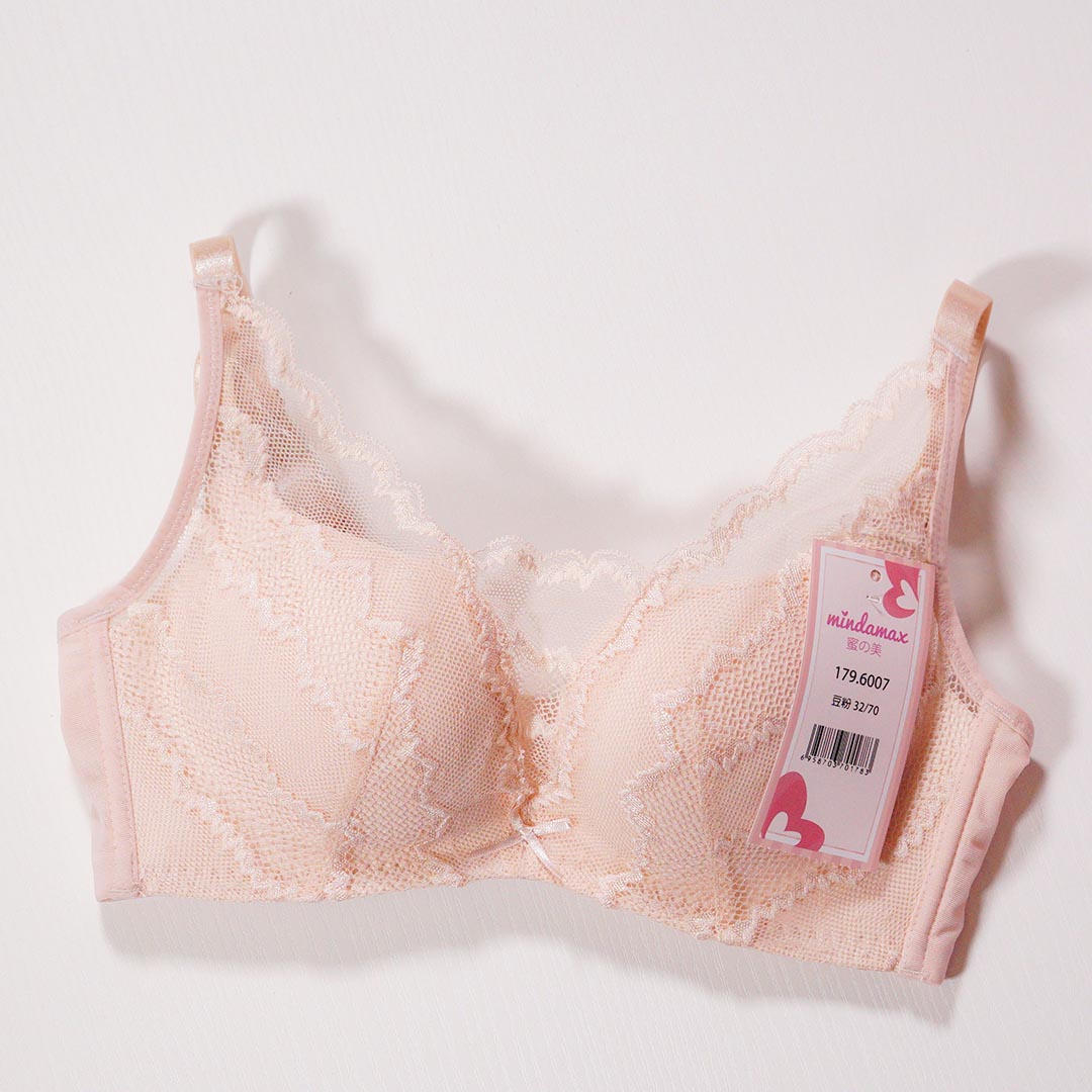24小時立體呵護，舒適無鋼圈云柔軟心杯內衣