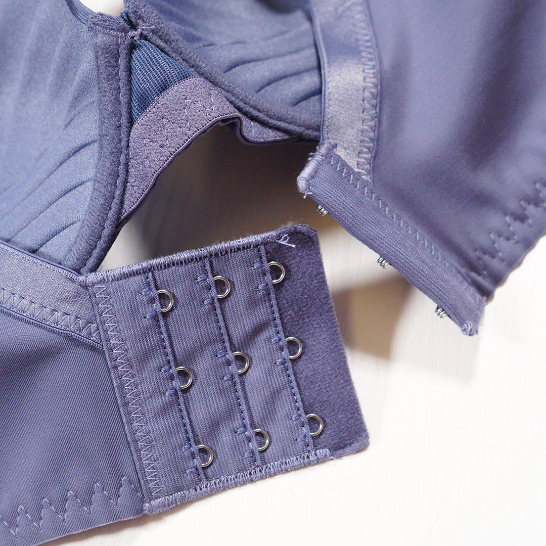 罩杯內氣流清爽軟鋼圈調整型T恤BRA