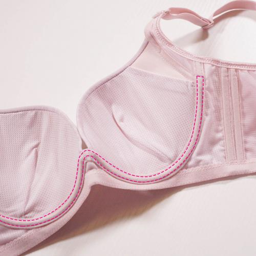 【Cool Feeling Cotton Blend Fabric】Plain-colored low-ridge center seamless T bra in six colors
