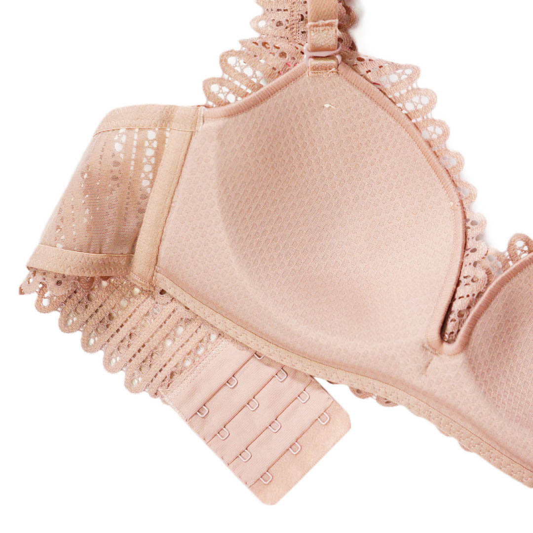 唯美性感鏤空蕾絲深V薄杯無鋼圈寬肩帶內衣 -加送褲仔