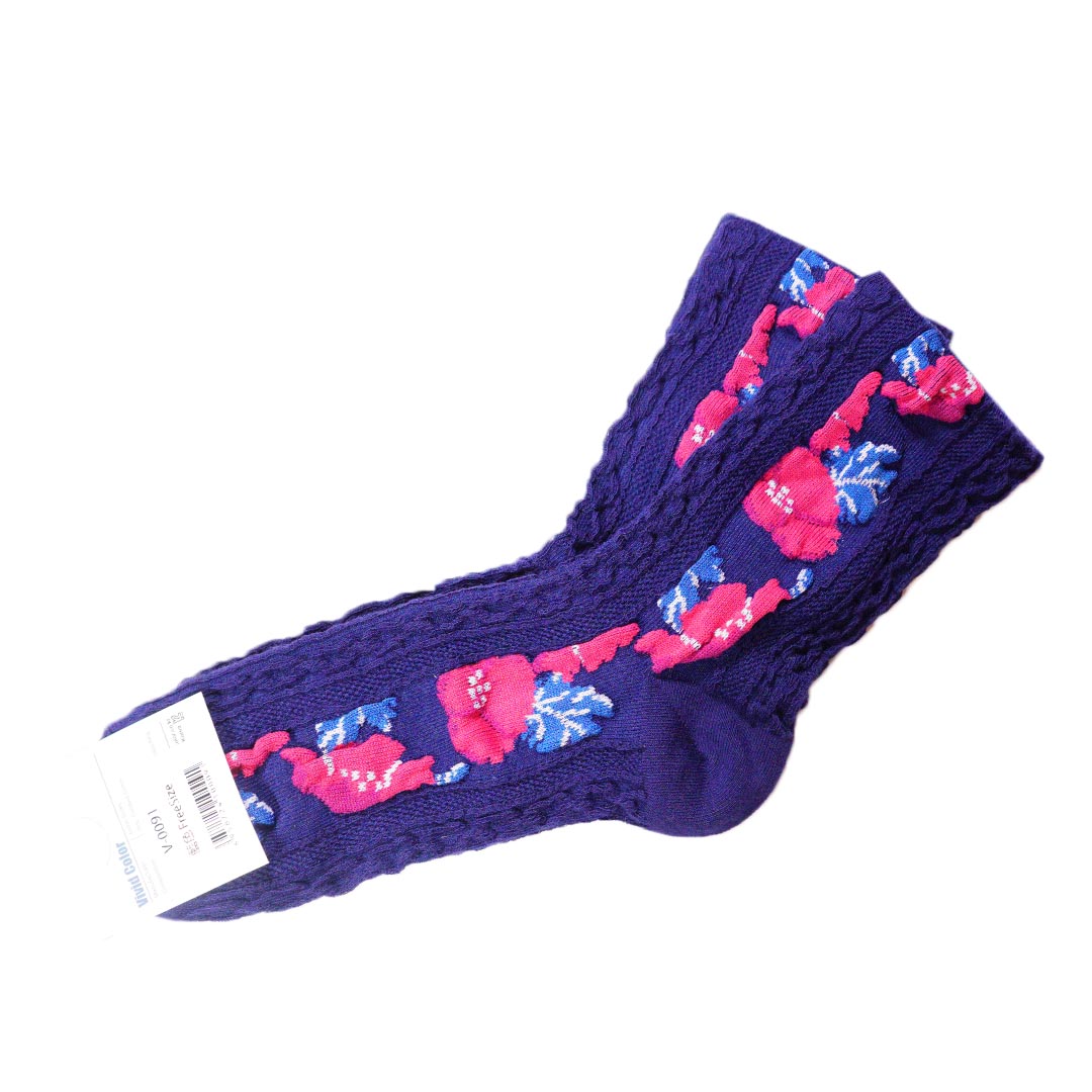 複古花朵浮雕中筒長襪