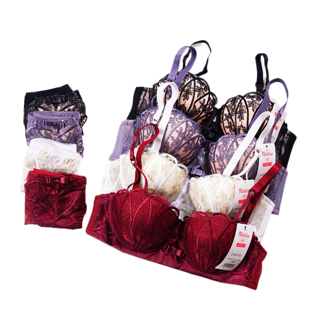 日系聚攏蕾絲貝殼内衣