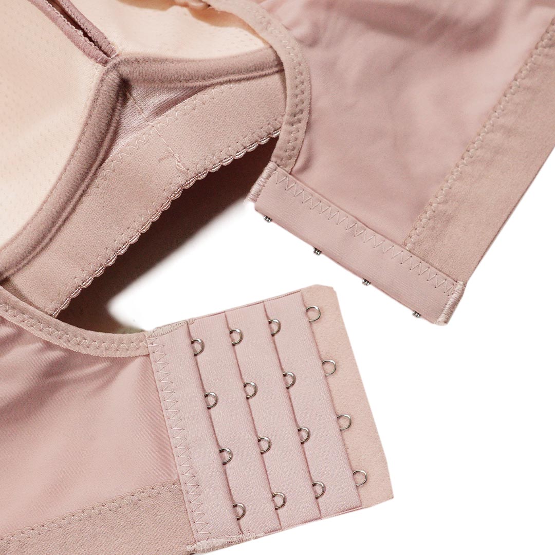 大碼薄款胸大顯小聚攏無痕内衣