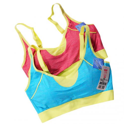 Soft and gentle times: Comfortable adjustable shoulder straps sports bra
