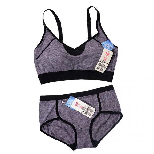 Soft and gentle times: Comfortable adjustable shoulder straps sports bra