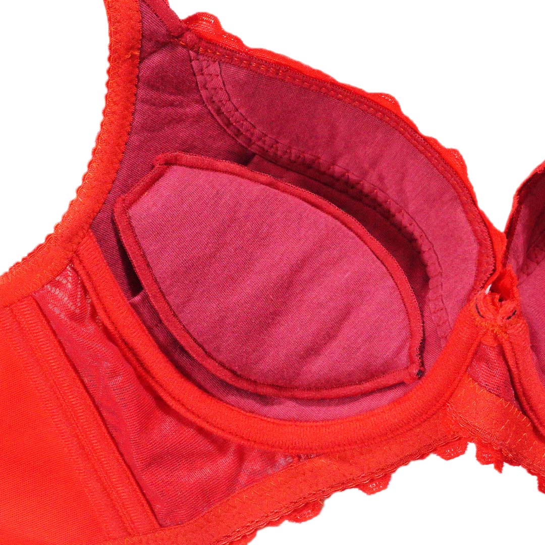 【台灣專利十字脊心不移位】繆斯女神集中提托調整型內衣