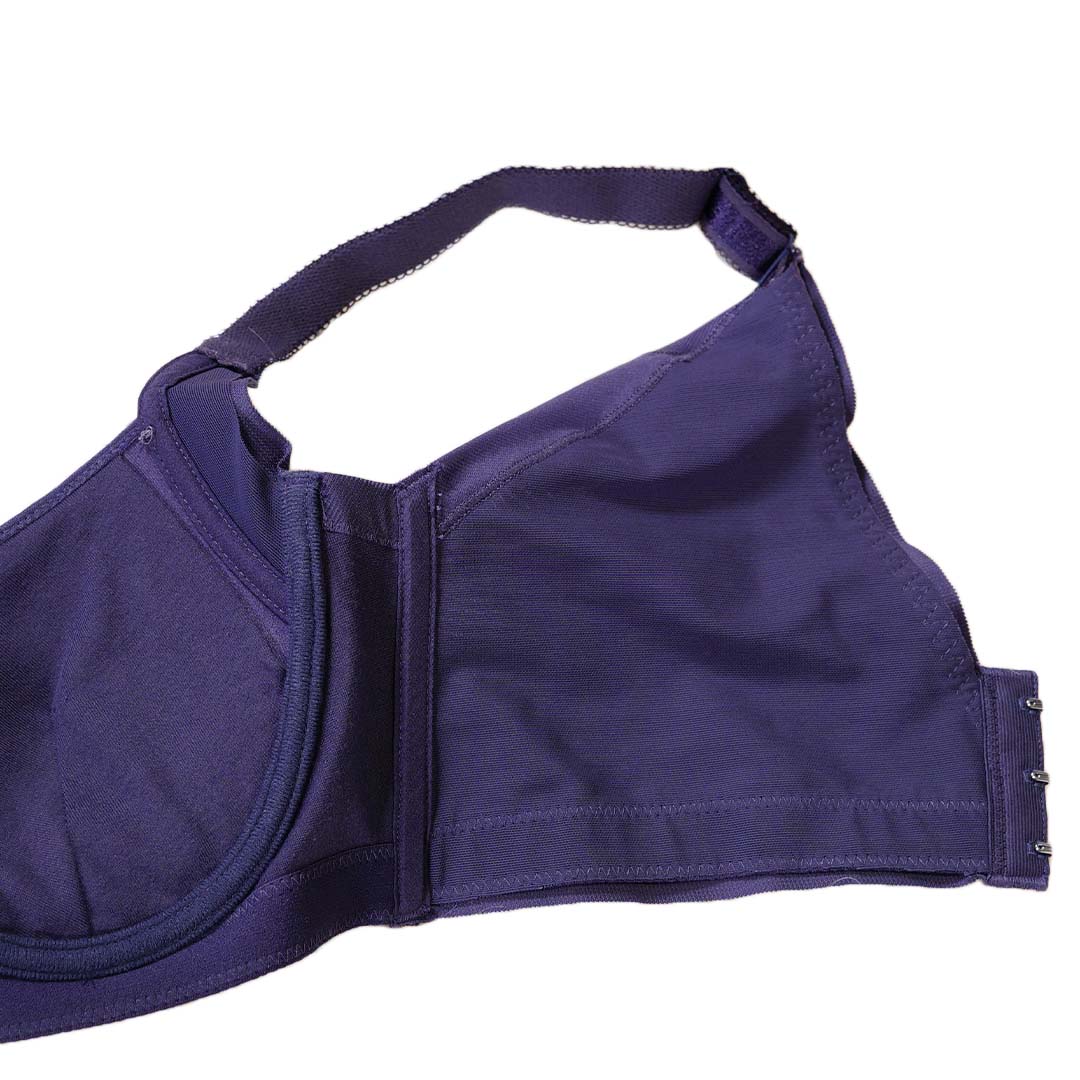 自信全包覆素面無痕機能內衣 專業養脂術系列