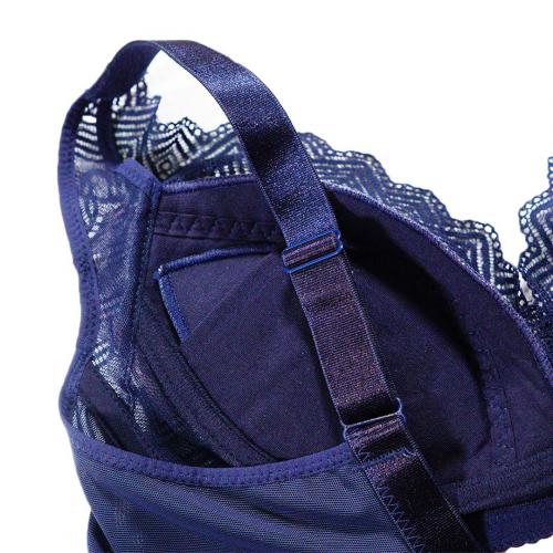 Under-bust support bra without steel wires